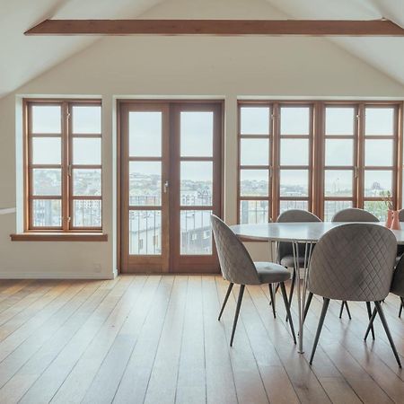 Penthouse / 4 Bedroom / Downtown / Harbour View Tórshavn Buitenkant foto